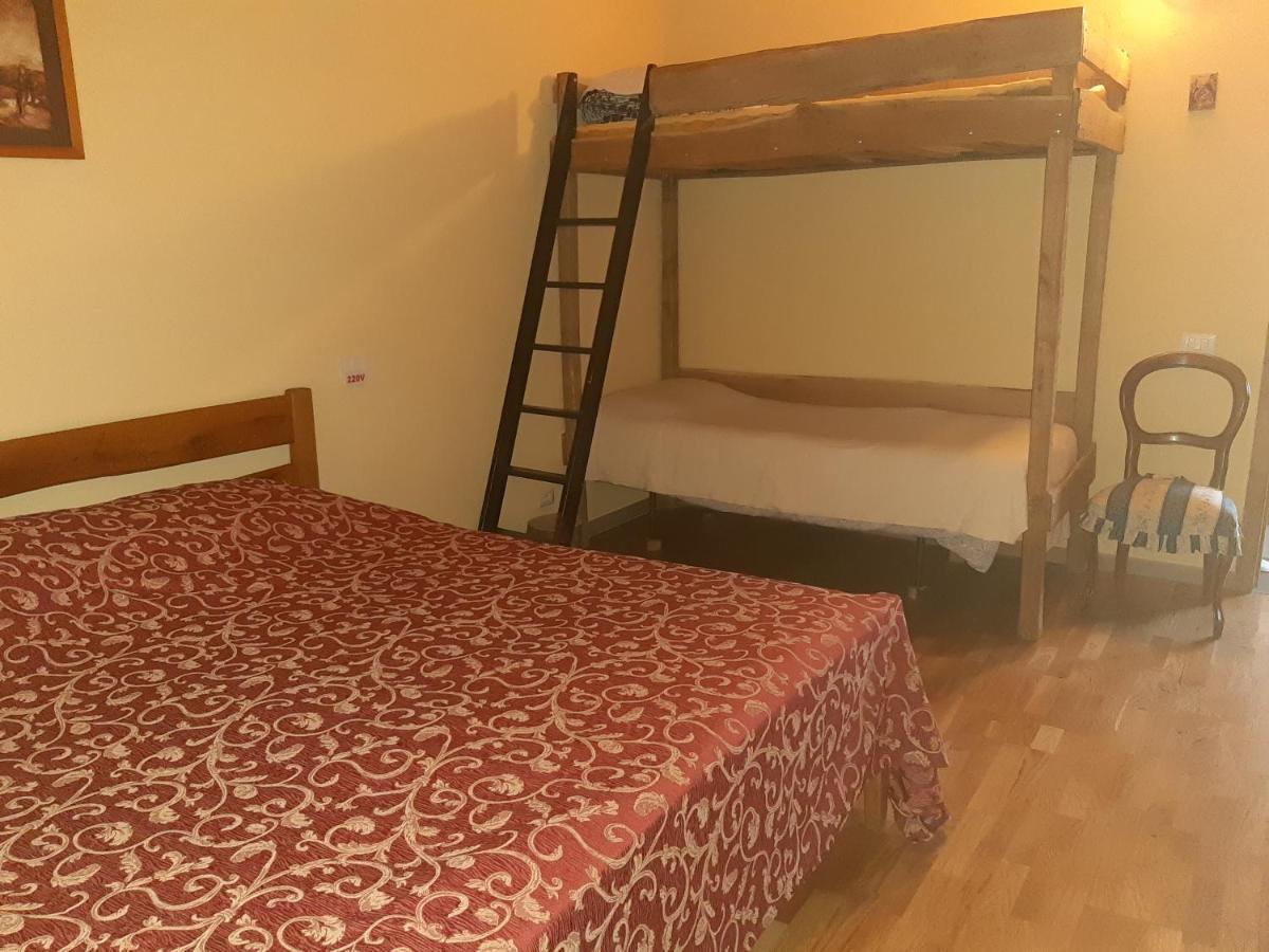 Apartamento Casa Maria Cincu Habitación foto